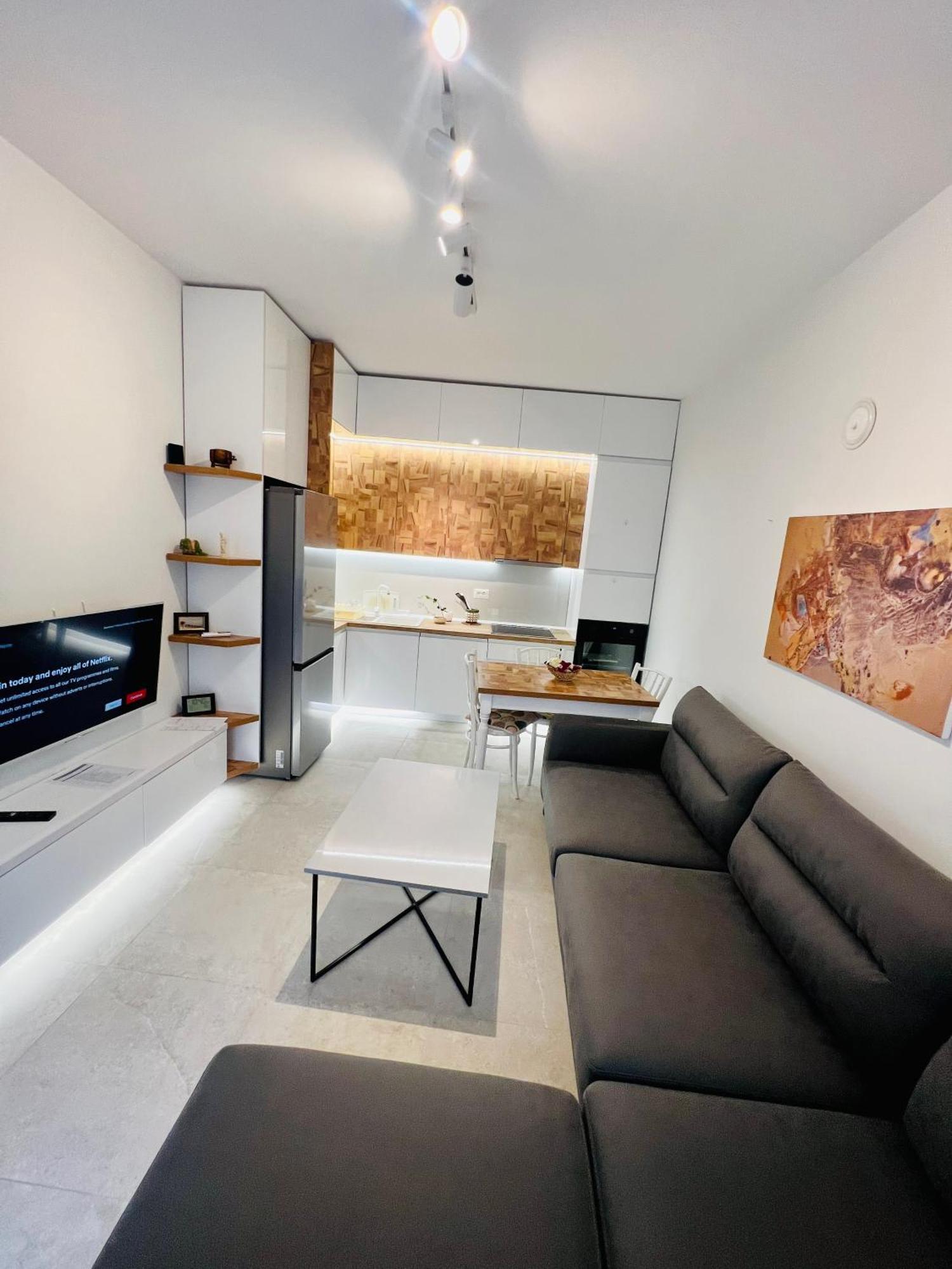 Te Nana Home Shkodër Extérieur photo